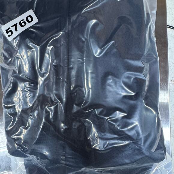 CUTTER & BUCK Mens Golf Jacket 1/4 Zip  MEDIUM Dry-Tec Navy Valero Texas Open - Picture 7 of 7